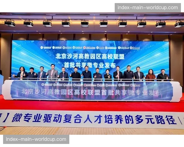 人才培养体系关注复合能力，既懂技术又通内容的制作人稀缺