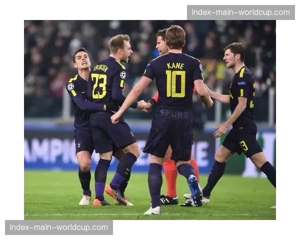 文化观察：英超官方纪录片聚焦各队更衣室战术板，揭示教练信息传递方式演变